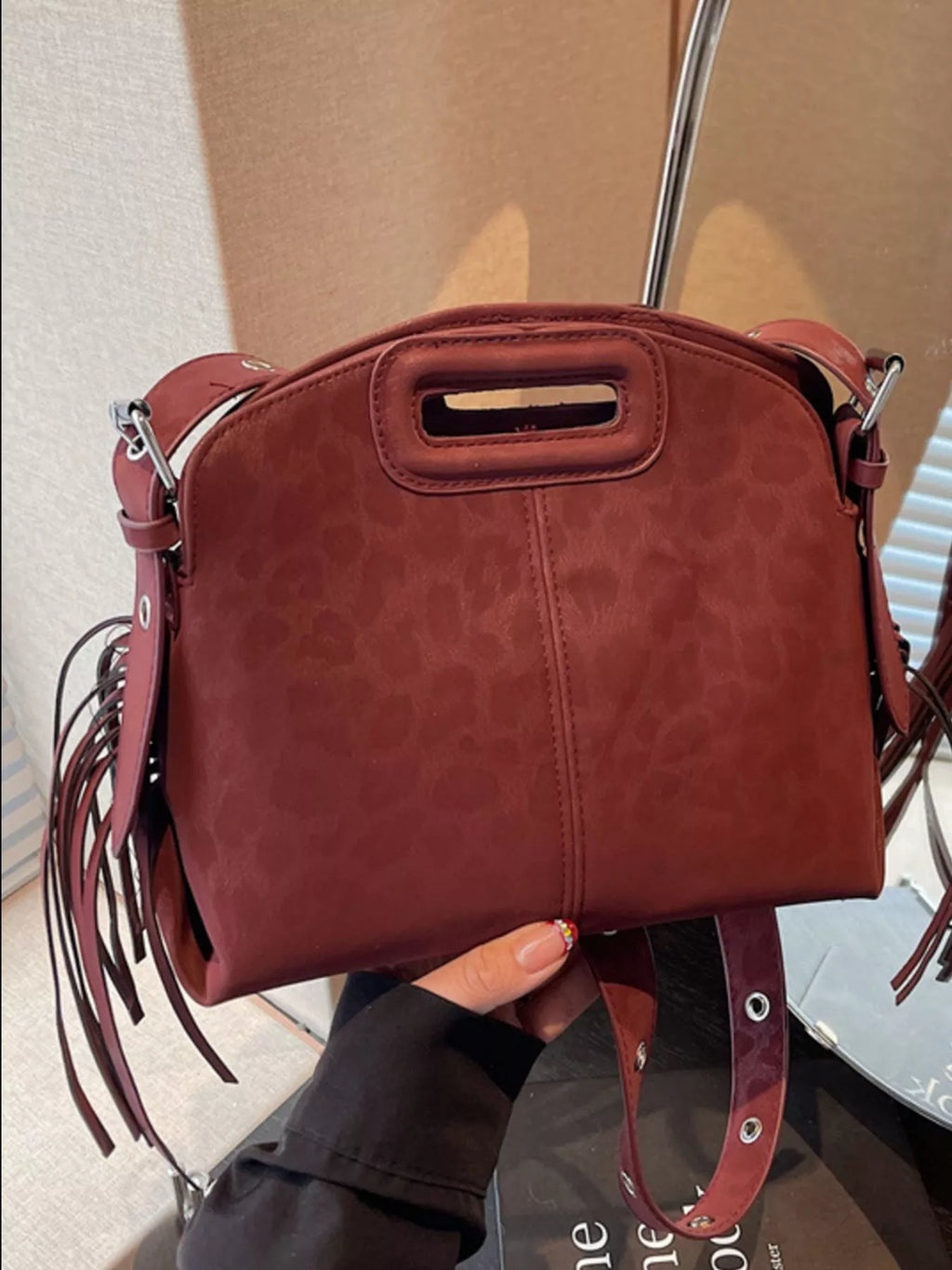 a52faa1d-7ca2-4965-9897-b82e76d840bb-Max-Origin